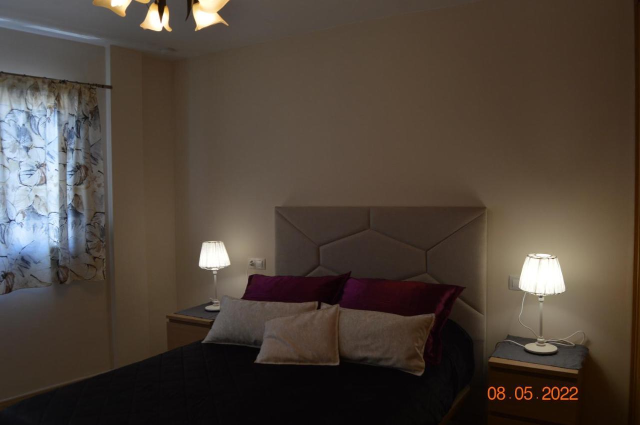 Bright, Modern Apartment In The Heart Of Arrecife Ngoại thất bức ảnh