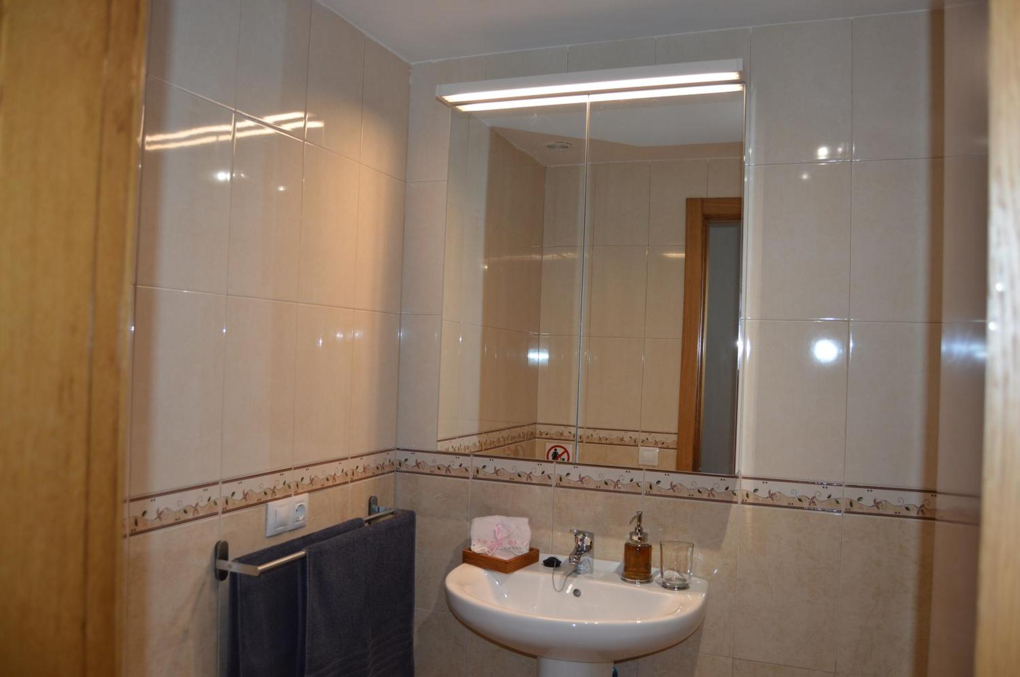 Bright, Modern Apartment In The Heart Of Arrecife Ngoại thất bức ảnh